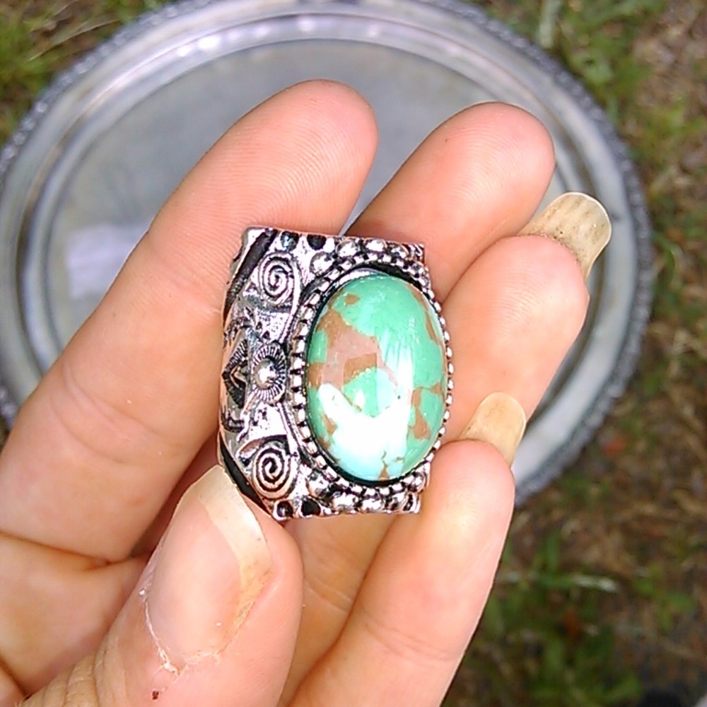 green and brown ring - Picture 8 of 8